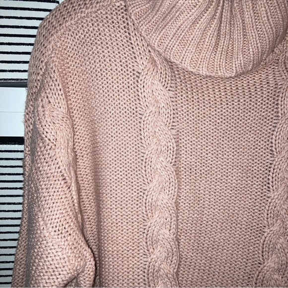 Calvin Klein Women’s Sweater Size XS | Stretchy Cropped Oversize | Cable Knit - Picture 5 of 11